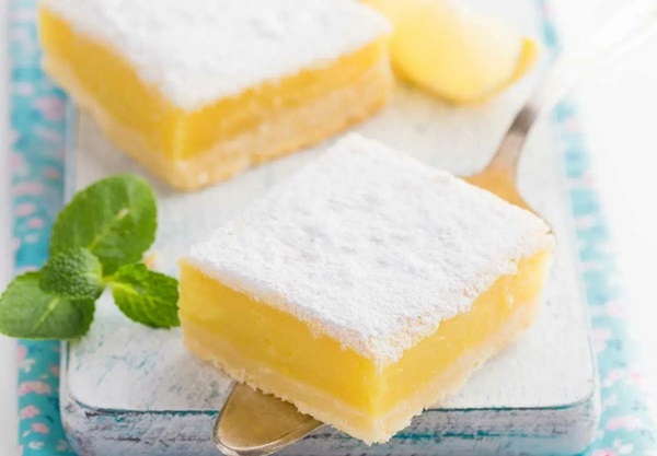 National Lemon Bar Day